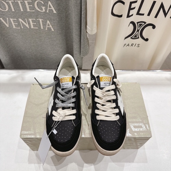 Golden Goose Black and White Sneakers - Picture 2 of 7